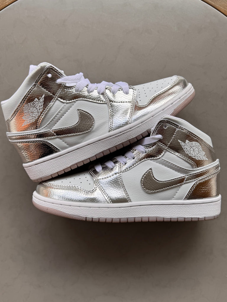 Tenis importados Air jordan 1 🤍🩶✨
