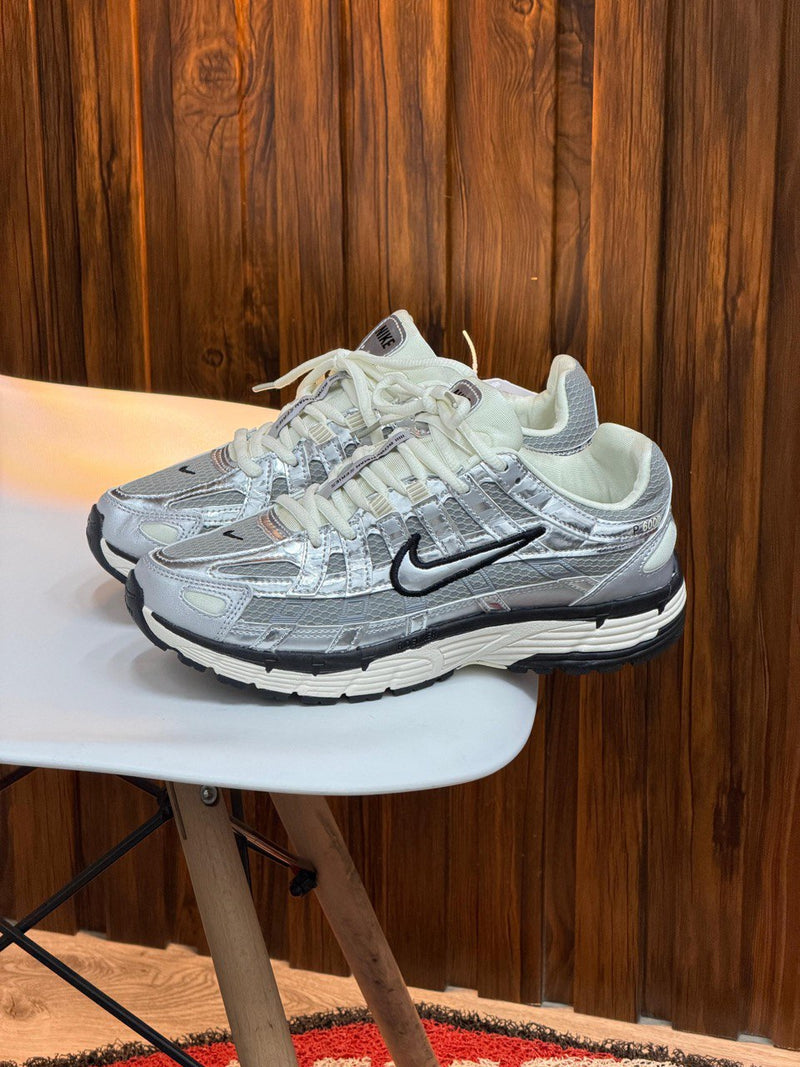 Nuevos ✨Tenis importados P 6000 ✨