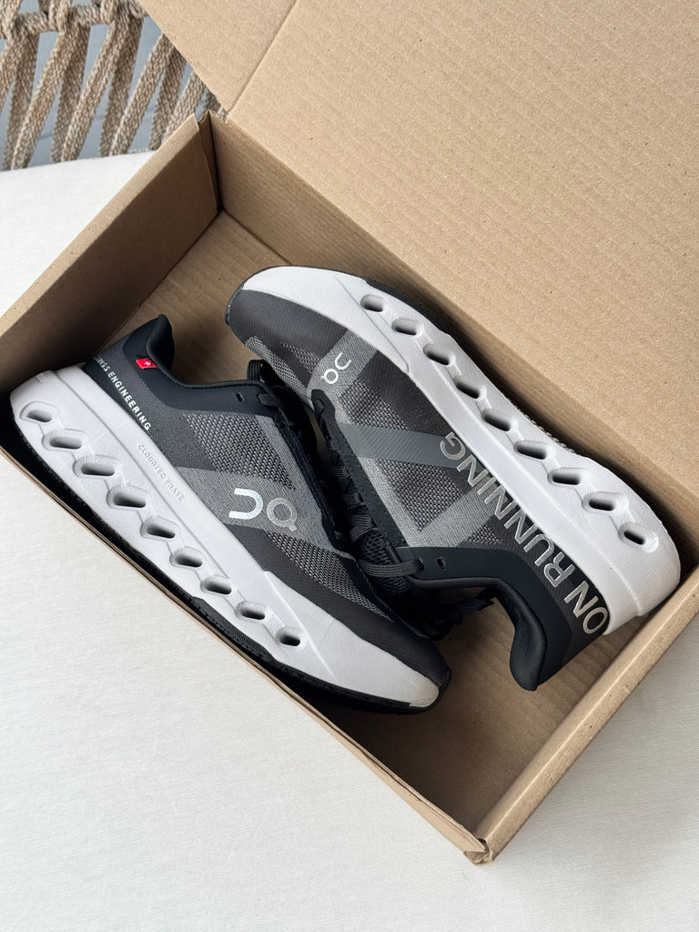 Nuevos Tenis importados On Cloud 🖤🩶