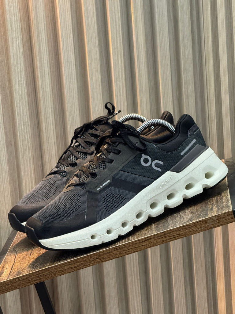 Nuevos Tenis importados On Cloud 🖤🤍