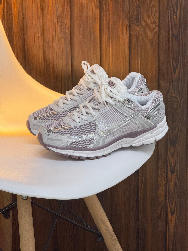 Tenis importados Vomero 5 ✨